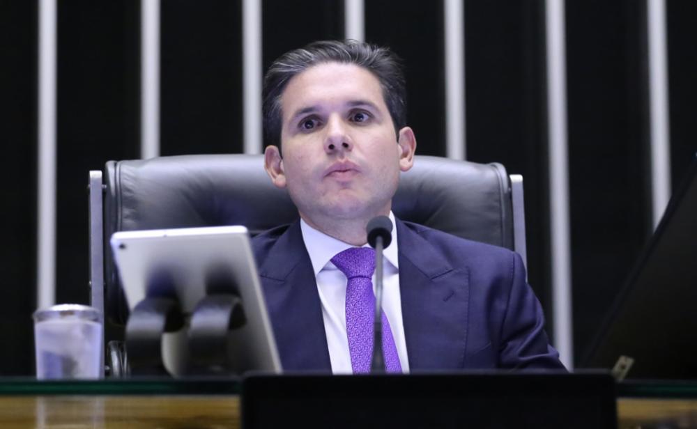chefe de gabinete pode sacar salários de servidores