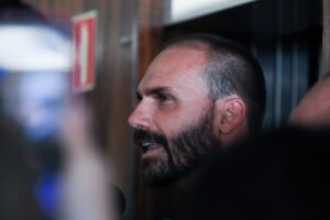 PL lidera conselho que vai decidir futuro de Eduardo Bolsonaro
