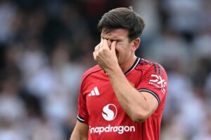Manchester United volta a tropeçar e segue sem vencer na Premier League