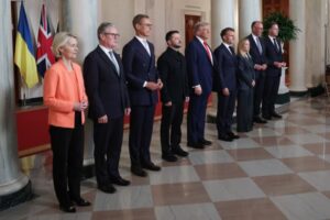 Cúpula de Trump, Zelensky e líderes europeus sinaliza solução à guerra