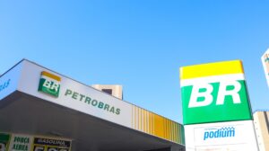 Postos de combustíveis contestam contratos com a Petrobras