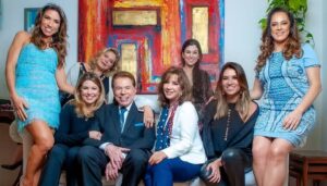 Silvio Santos deixou a esposa, Iris Abravanel, e as seis filhas, Patrícia, Daniela, Cintia, Rebeca, Renata e Silvia | Foto: Rogério Pallatta/SBT