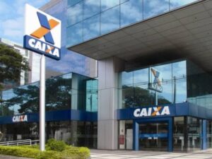 A Caixa responde por 25% das transações diárias via Pix, o que equivale a ...