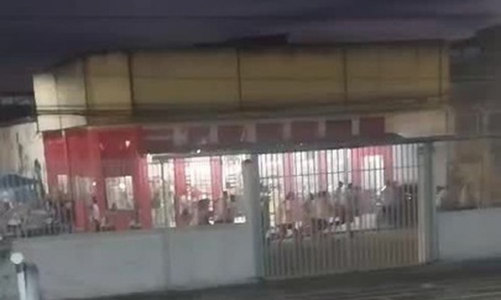 Briga entre torcedores deixa um morto e um ferido no Rio de Janeiro antes do jogo entre Botafogo e Vasco