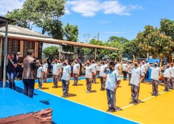 escola cívico-militar