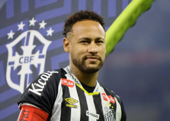 Neymar segue fora da seleção e Ancelotti avisa: ‘Preciso de atletas top fisicamente’ Neymar fica fora de treino e passa a ser dúvida para o clássico entre Santos e São Paulo