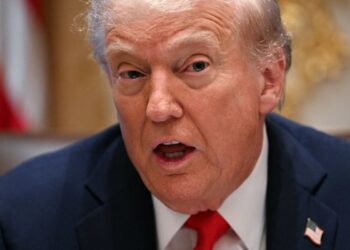 EUA enviará a Colômbia e Equador sobreviventes de ataque a ‘submarino carregado de drogas’ no Caribe