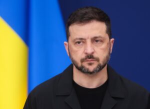 Zelensky insta UE a usar ativos russos congelados para empréstimo à Ucrânia