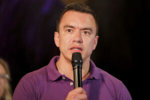 Presidente do Equador denuncia tentativa de envenenamento