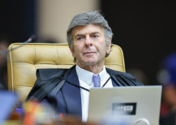 Por que Fux não julga recursos de Bolsonaro no STF? Fux pede vista e suspende julgamento de Sergio Moro por calúnia contra Gilmar Mendes