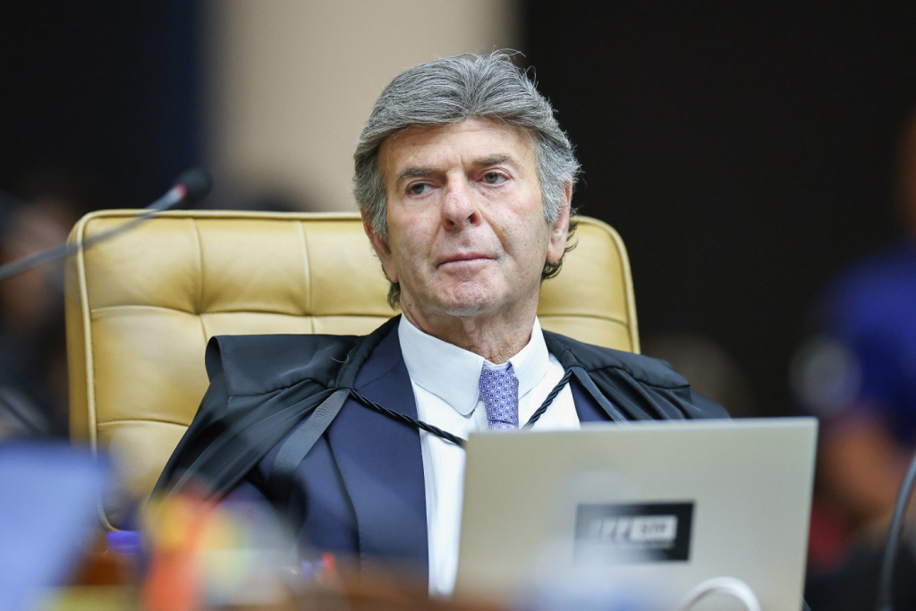Fux pede vista e suspende julgamento de Sergio Moro por calúnia contra Gilmar Mendes
