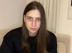 Felca recebe ameaça de morte e Justiça determina que Google quebre sigilo de usuário