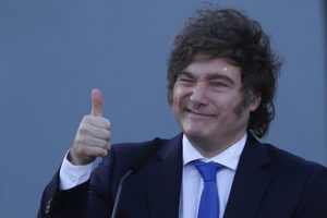 Milei reforça ala econômica do governo e escolhe Pablo Quirino para chefiar Relações Exteriores