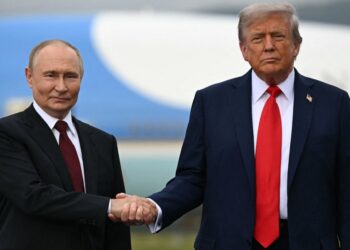 Kremlin afirma que nova estratégia de segurança do governo Trump concorda com ‘visão’ da Rússia Putin diz que reunião com Trump deve ser preparada e que sanções dos EUA prejudicam relação