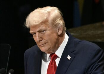 Trump acena com possibilidade de reduzir tarifas sobre a China, mas impõe condições