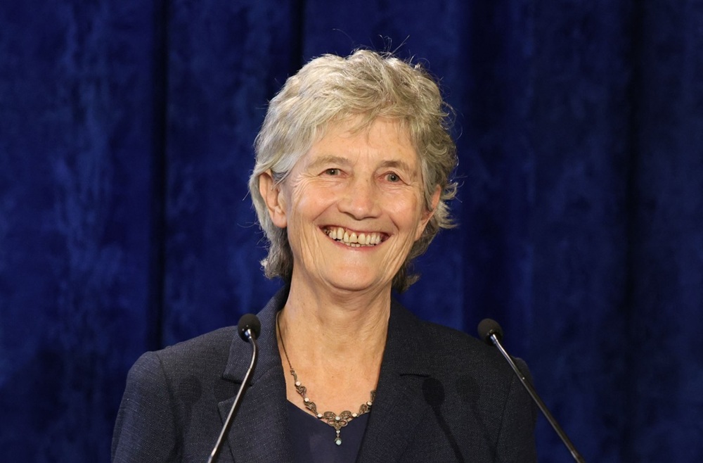 Candidata de esquerda vence eleições presidenciais na Irlanda