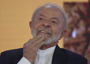 CPI do crime organizado servirá para desgastar o governo Lula Aliados de Lula criticam autorização para operações secretas da CIA na Venezuela