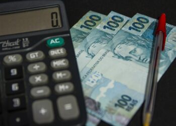 Fluxo cambial tem saldo negativo de US$ 12,5 bilhões em 2025, aponta BC Dívida Setor Público de setembro é a maior da série histórica