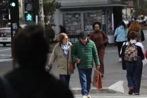 Frio persiste no Sul e Sudeste nesta terça-feira 
