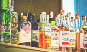 Sites que vendem itens usados em adulteração de bebidas serão notificados