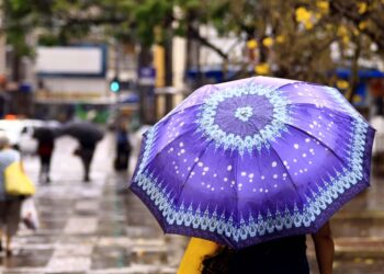 Ciclone extratropical traz instabilidade para diversas regiões do Brasil Defesa Civil emite alerta severo para fortes chuvas em São Paulo