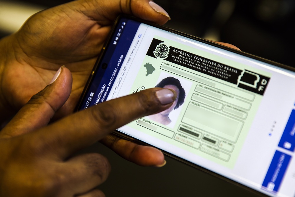 Governo propõe reduzir em até 80% o custo da CNH; Contran deve avaliar em novembro