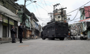 Com vias interditadas, Rio de Janeiro entra em estágio 2 de atenção