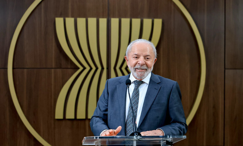 Lula defende exploração de petróleo na Foz do Amazonas para financiar transição energética