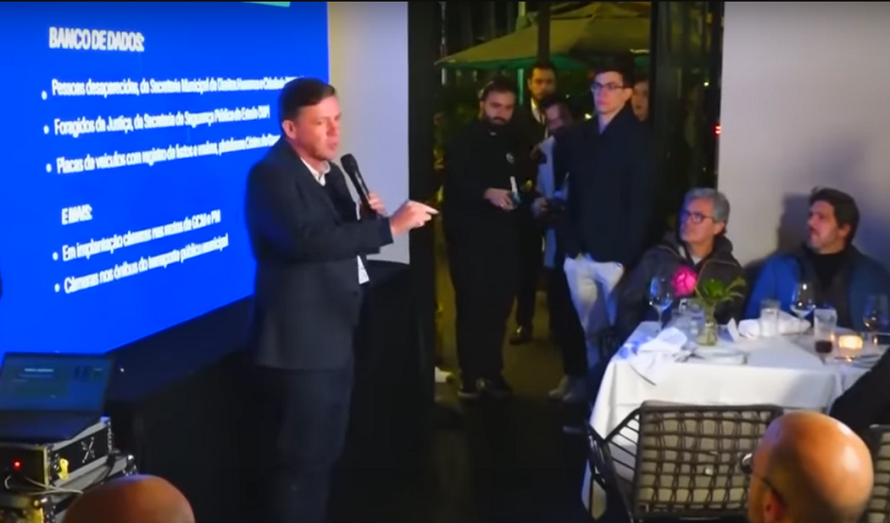 Empresas brasileiras apostam cada vez mais em investimentos em inteligência artificial