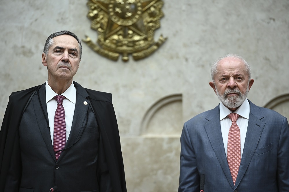 Lula se reúne com ministros do STF para tratar da indicação de substituto de Barroso