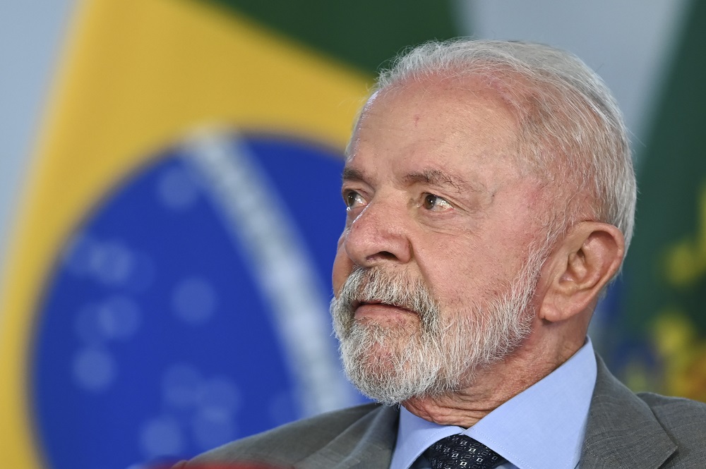 Lula assina decreto que institui Programa Nacional de Redução de Agrotóxicos (Pronara)