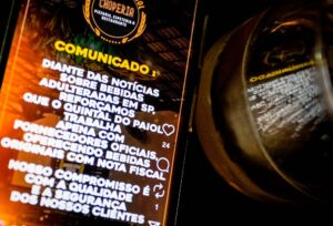 Justiça de SP dá 24 horas para bar suspeito de metanol explicar origem