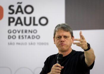 Tarcísio sanciona marco legal do SUAS que estabelece regras claras de governança Tarcísio volta a criticar Haddad e reitera que não atuou para derrubar MP alternativa ao IOF