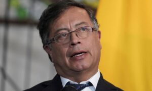 Cinco membros do maior cartel de drogas da Colômbia são mortos em combates com militares