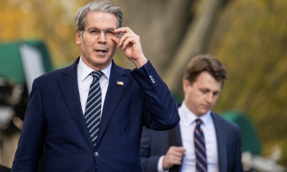 Secretário do Tesouro dos EUA embarca em missão estratégica à Ásia com foco econômico