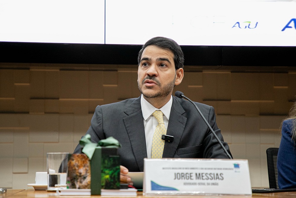 Messias, favorito ao STF, recorre a Bob Dylan em post sobre ‘desafios coletivos de justiça’