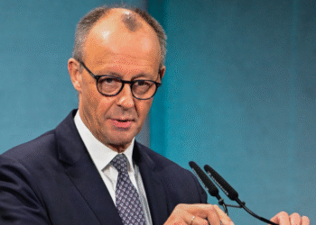 Chanceler alemão fala verdades sobre Belém Merz critica Belém após COP30 e diz que jornalistas ficaram ‘felizes’ em voltar à Alemanha