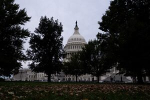 Paralisação do governo nos EUA caminha para novo recorde histórico