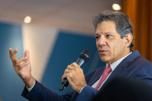 ‘Não é doação, é investimento’, diz Haddad sobre financiamento do Fundo de Florestas Tropicais