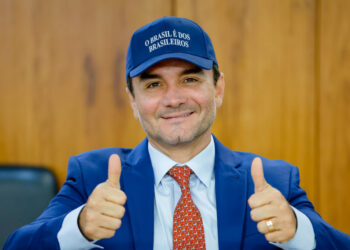 União Brasil adia reunião que decidirá sobre expulsão de Celso Sabino União Brasil adia reunião que decidirá sobre expulsão de Celso Sabino