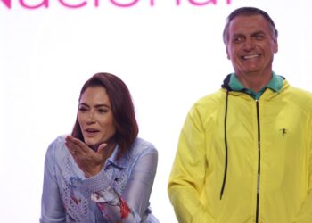 Michelle Bolsonaro se consolida como principal sucessora política do ex-presidente, aponta pesquisa Michelle Bolsonaro se consolida como principal sucessora política do ex-presidente, aponta pesquisa