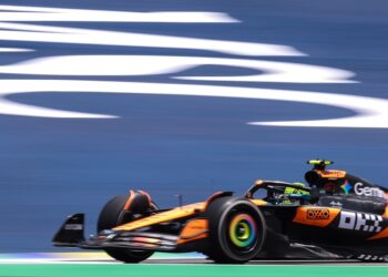 Lando Norris faz a pole da última Sprint da temporada; Bortoleto fica em 14º Lando Norris faz a pole da última Sprint da temporada; Bortoleto fica em 14º