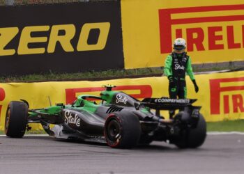 ‘Estou mais chateado por não ter entregado um fim de semana decente ao meu país’, diz Bortoleto ‘Estou mais chateado por não ter entregado um fim de semana decente ao meu país’, diz Bortoleto