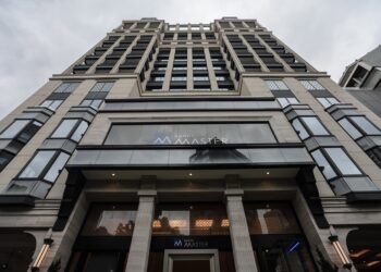 Fictor confirma suspensão da operação de compra do Master após liquidação decretada pelo BC