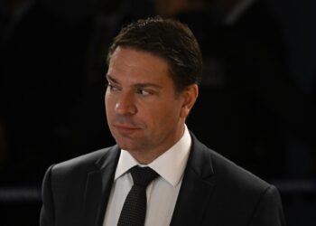 Câmara diz que não foi informada sobre saída de Ramagem do país