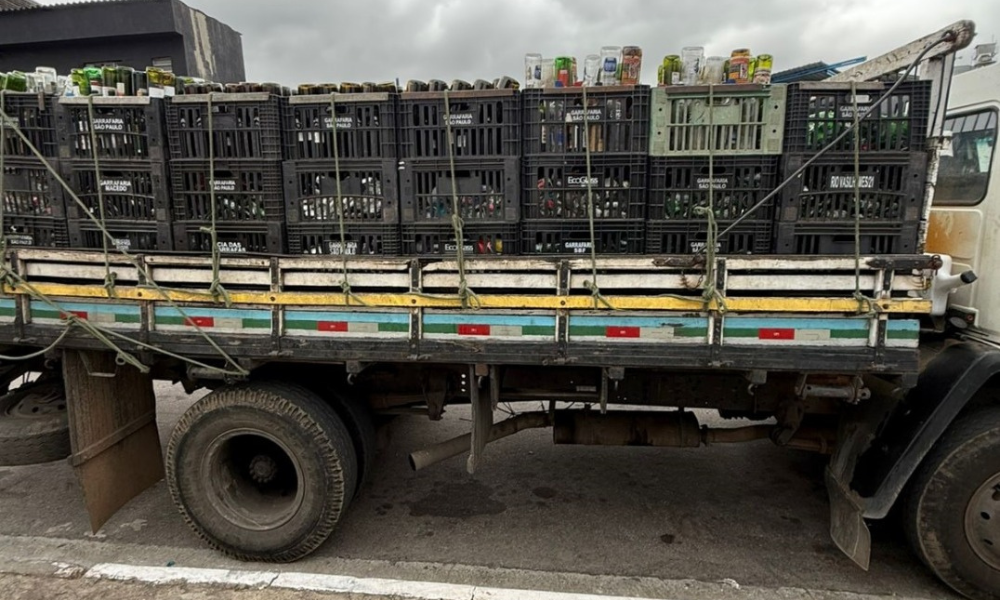 Polícia de SP faz operação contra comércio de bebidas adulteradas