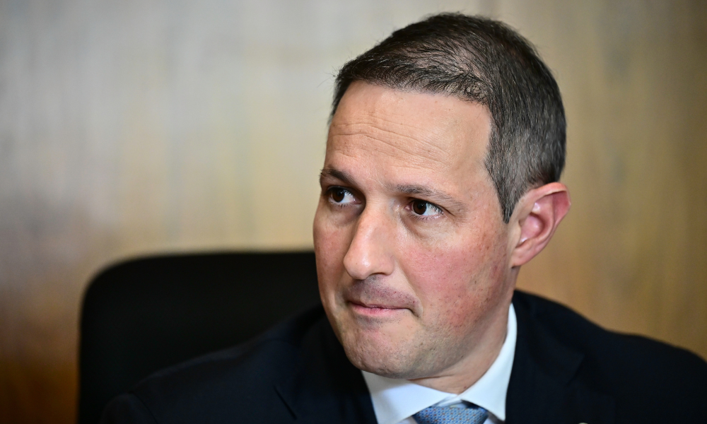 Derrite afaga PF e Receita Federal em nova versão do PL Antifacção