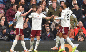 Arsenal vence o Burnley e consolida liderança da Premier League