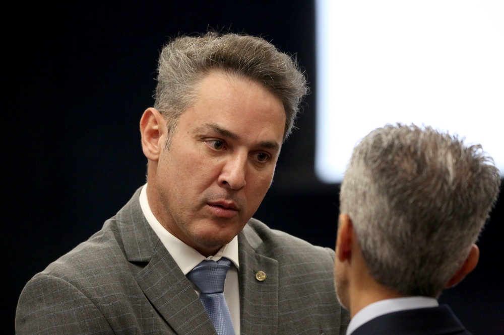 Líder da oposição na Câmara critica GLO em Belém: ‘Brasil de duas castas’