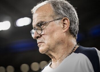 Bielsa convoca vários finalistas da Libertadores para jogos do Uruguai Bielsa convoca vários finalistas da Libertadores para jogos do Uruguai